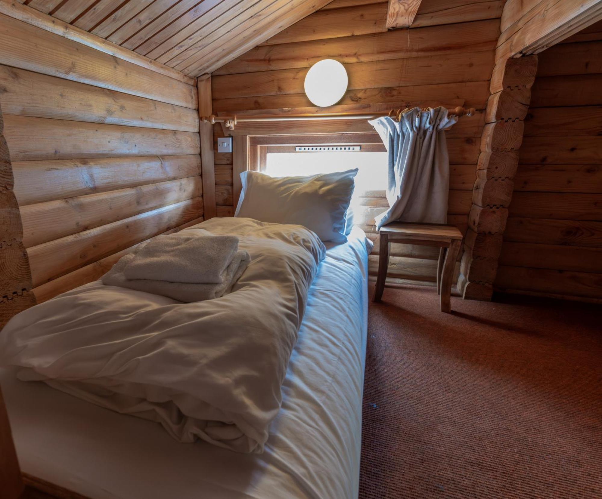 Loch Insh Chalets Ltd キンクレイグ エクステリア 写真