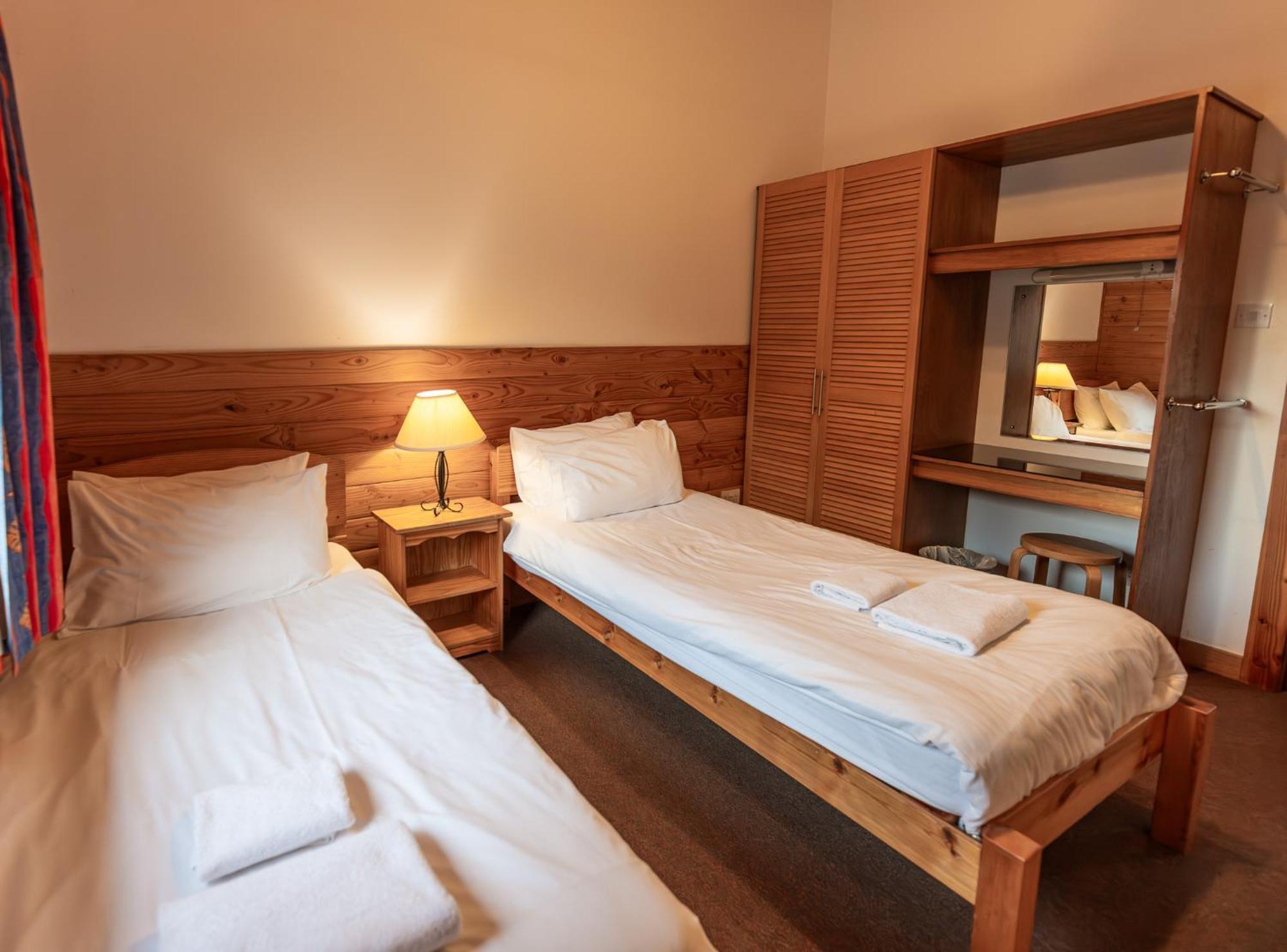 Loch Insh Chalets Ltd キンクレイグ エクステリア 写真