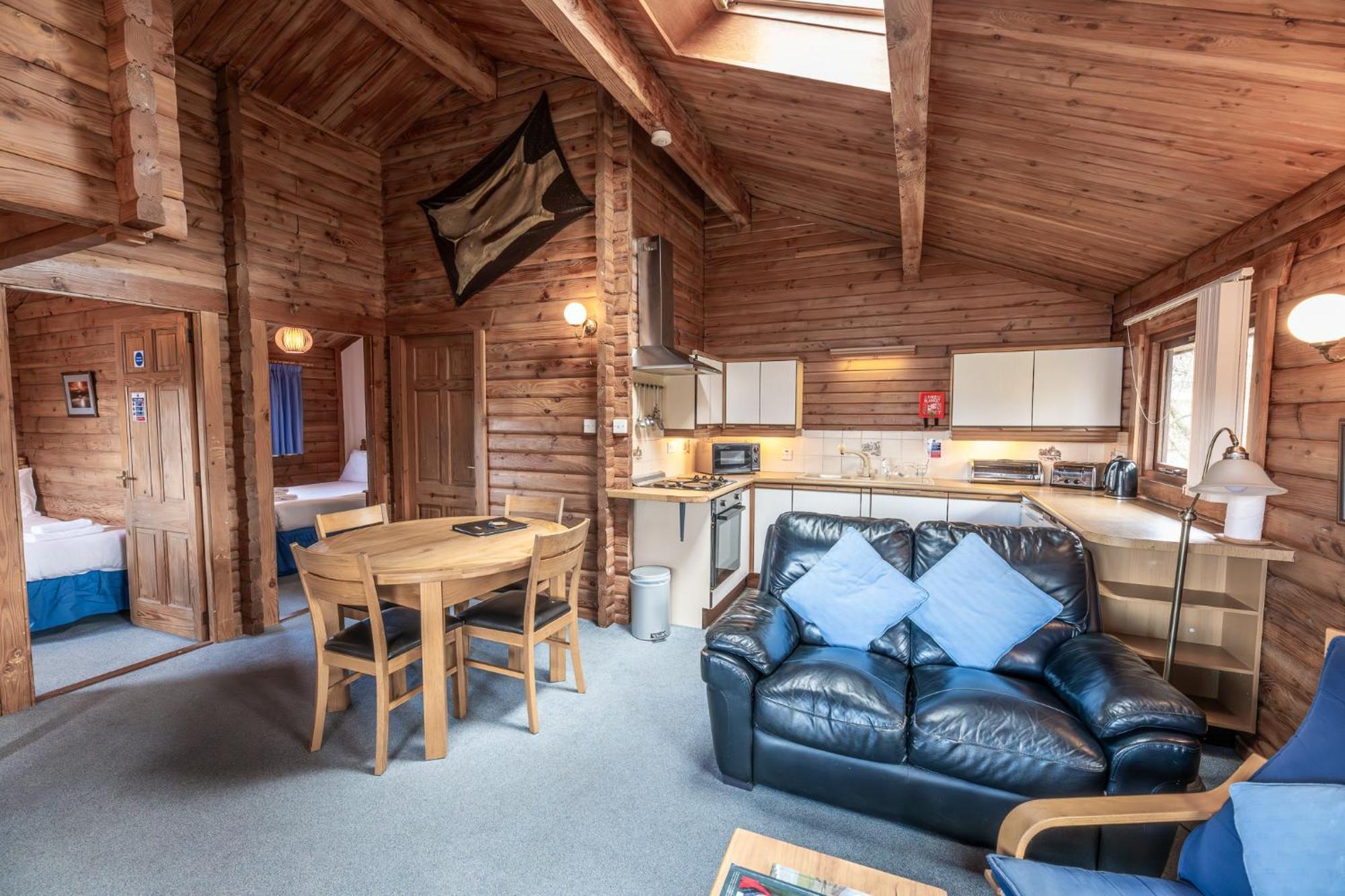 Loch Insh Chalets Ltd キンクレイグ エクステリア 写真