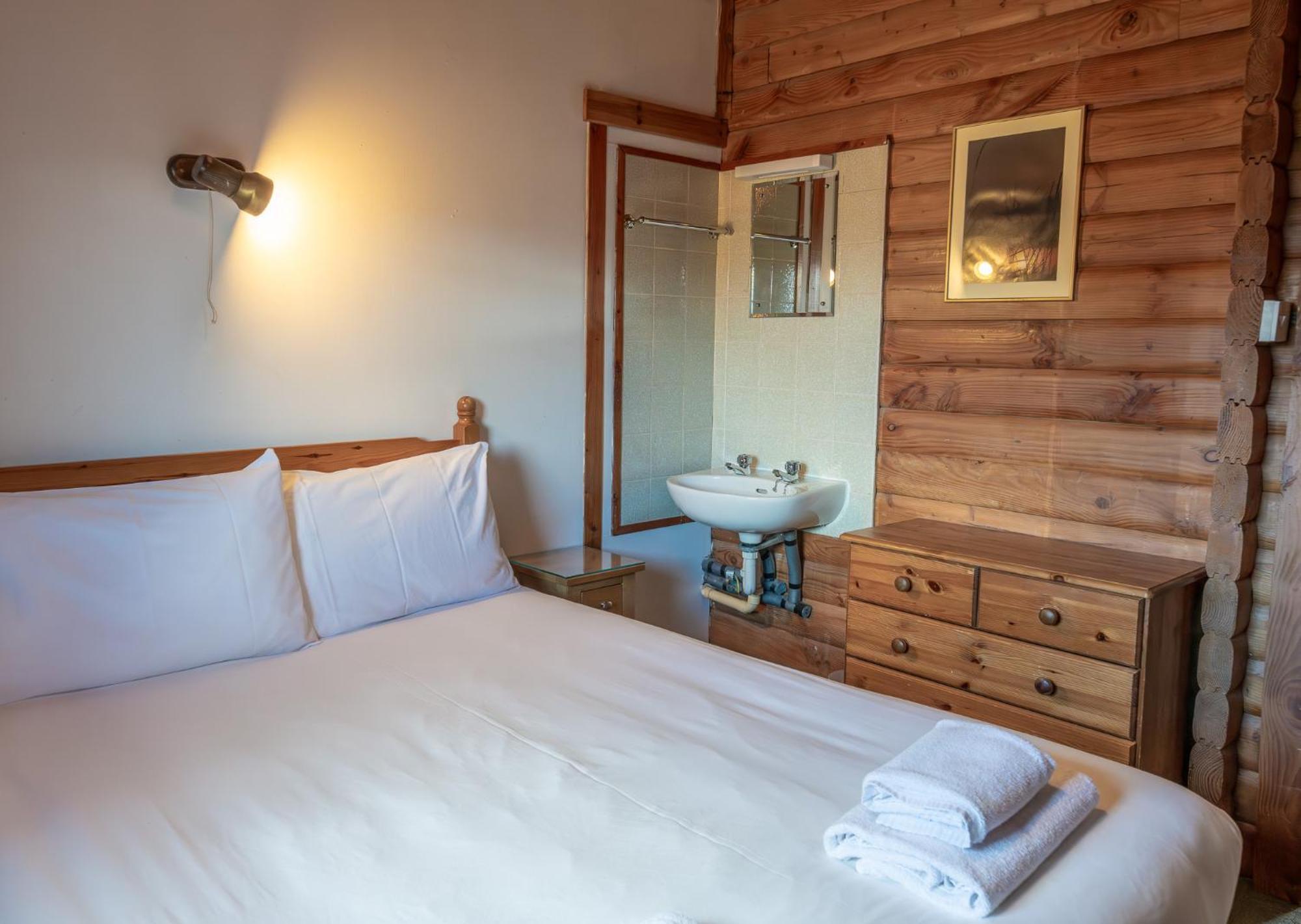 Loch Insh Chalets Ltd キンクレイグ 部屋 写真