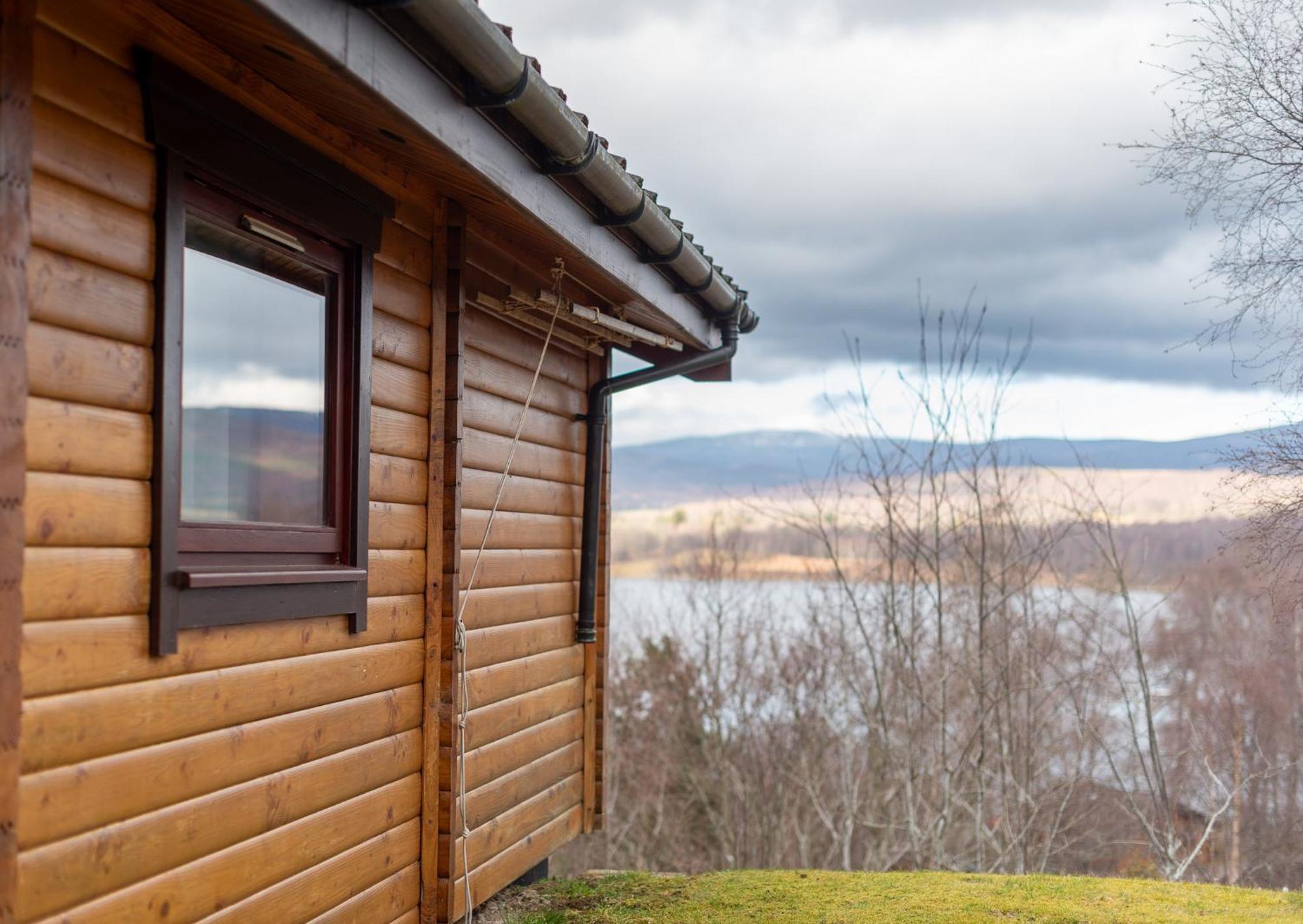 Loch Insh Chalets Ltd キンクレイグ 部屋 写真